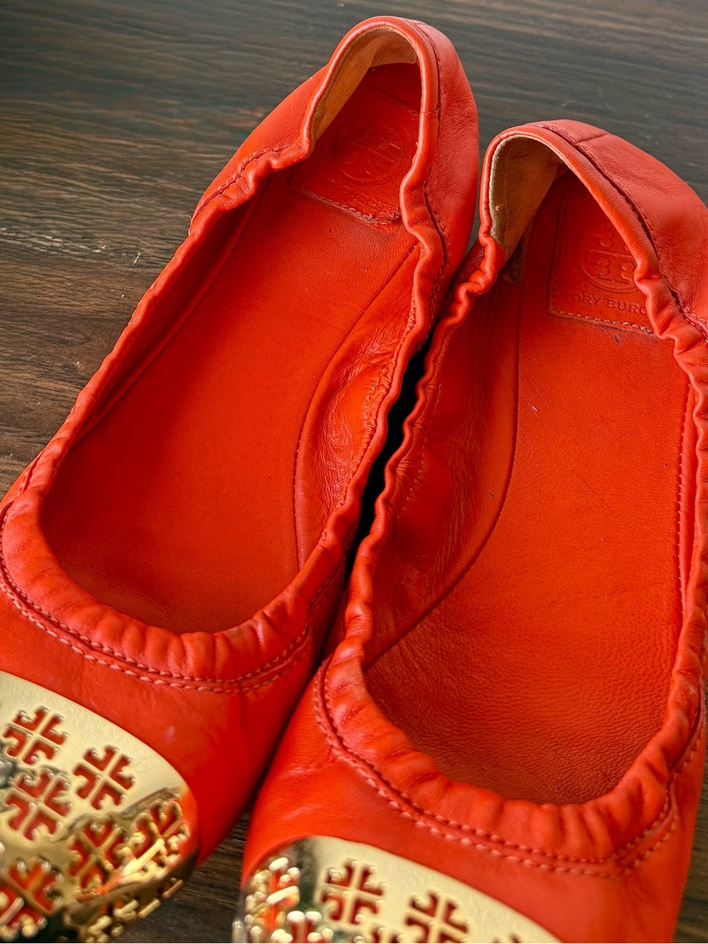 Tory Burch Orange Leather Ballet Flats with Gold Cap Toe - Picture 11 of 12